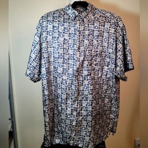 100% Silk icon silk button down short sleeve shirt,sz.M